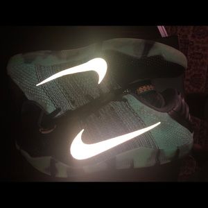 Kobe 11 Low ALL STAR Size 10